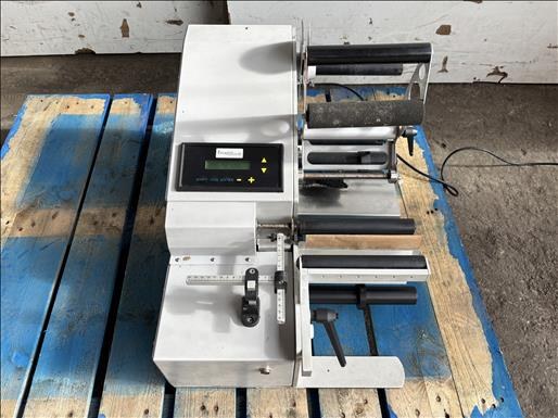 Wide Range DWR round labelling machine